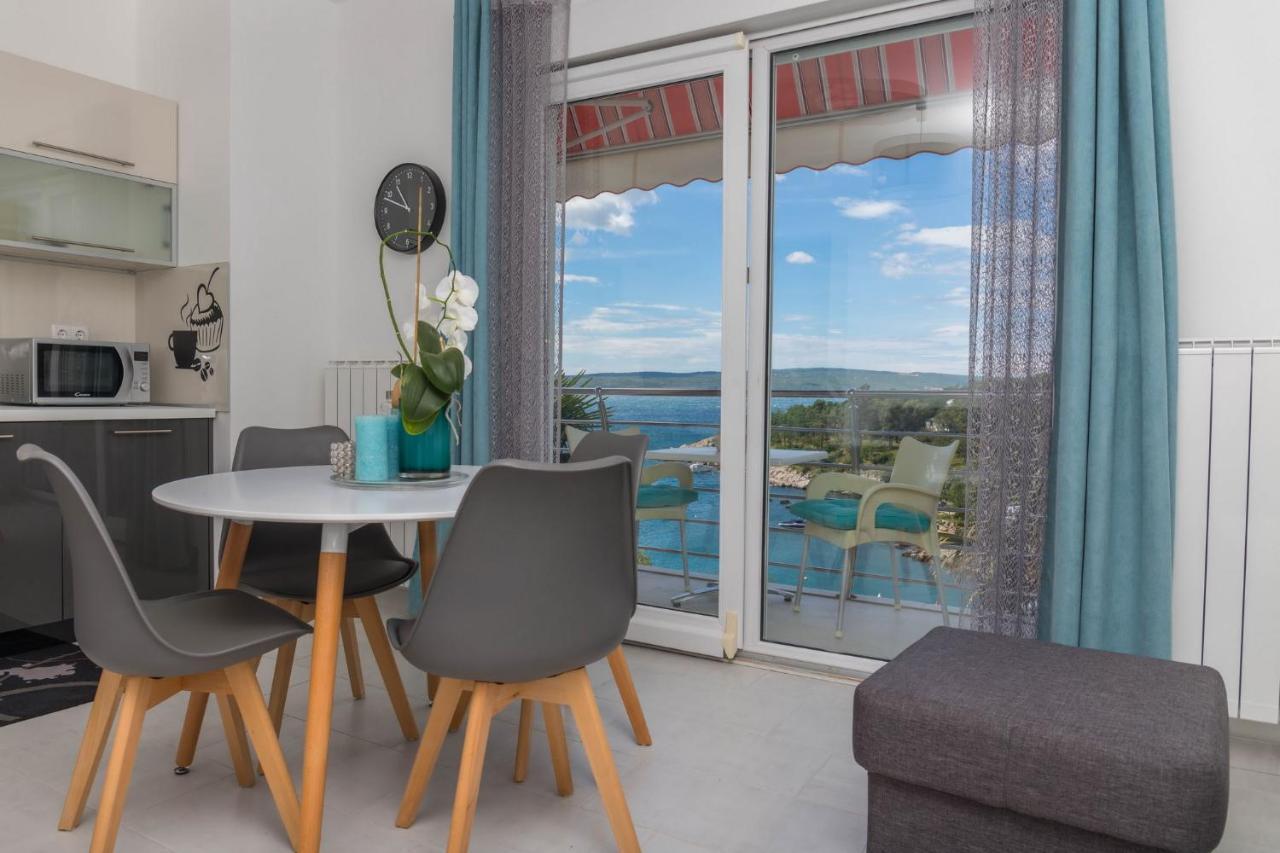 Apartments Zorica Dramalj Exterior photo
